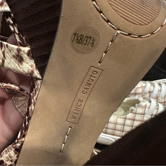 VINCE CAMUTO MINER BROWN SNAKE PRINT PLATFORM 70s STYLE SANDALS 7.5 - Picture 5 of 5